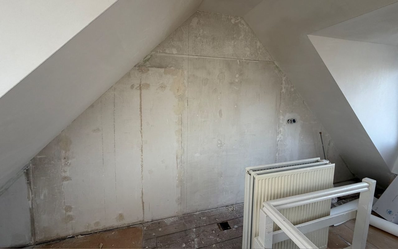 Wand voor renovliesbehang